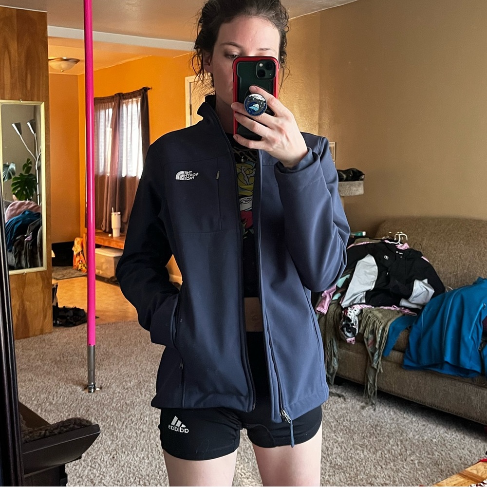 North Face Softshell - image 3